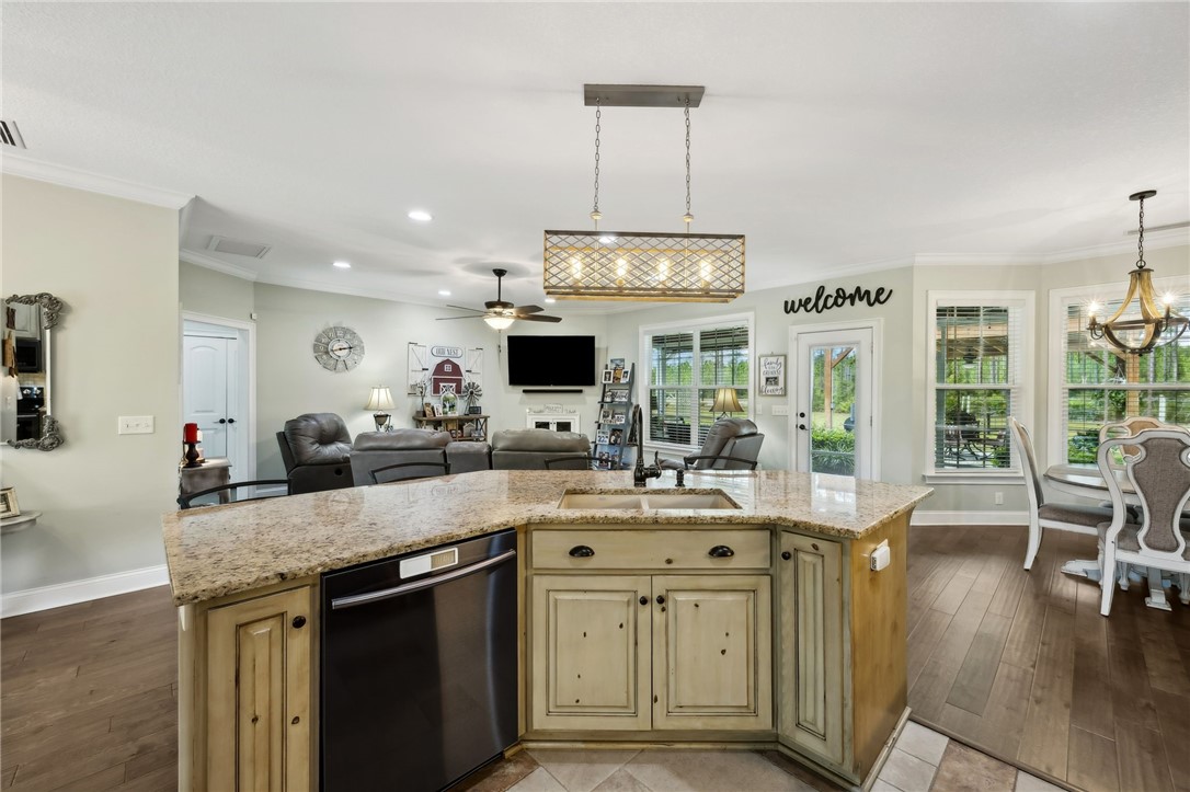 White Oak, Georgia, 31568, United States, 3 Bedrooms Bedrooms, ,2 BathroomsBathrooms,Residential,For Sale,1985107