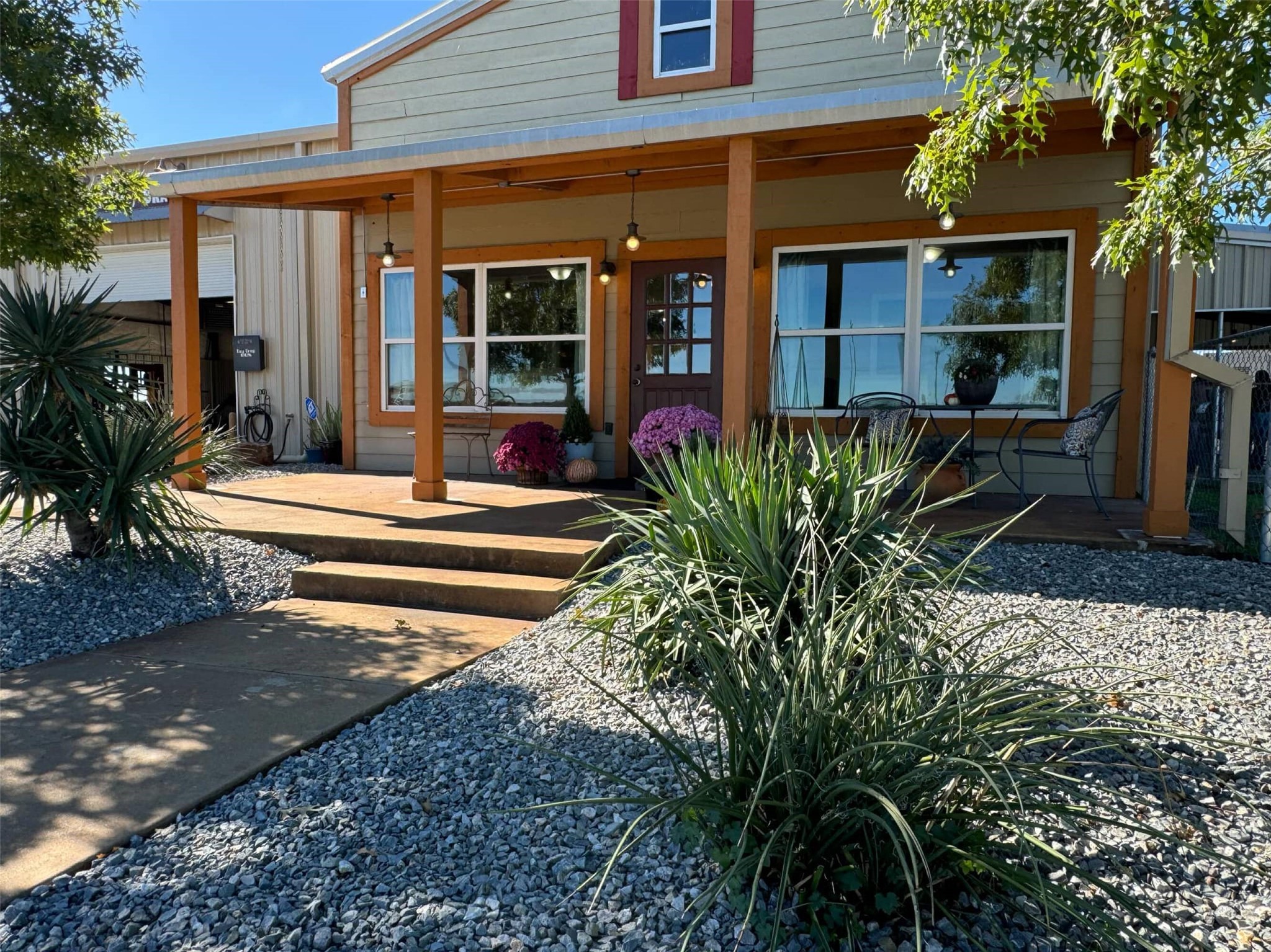 Farmersville, Texas, 75442, United States, 1 Bedroom Bedrooms, ,2 BathroomsBathrooms,Residential,For Sale,1901642