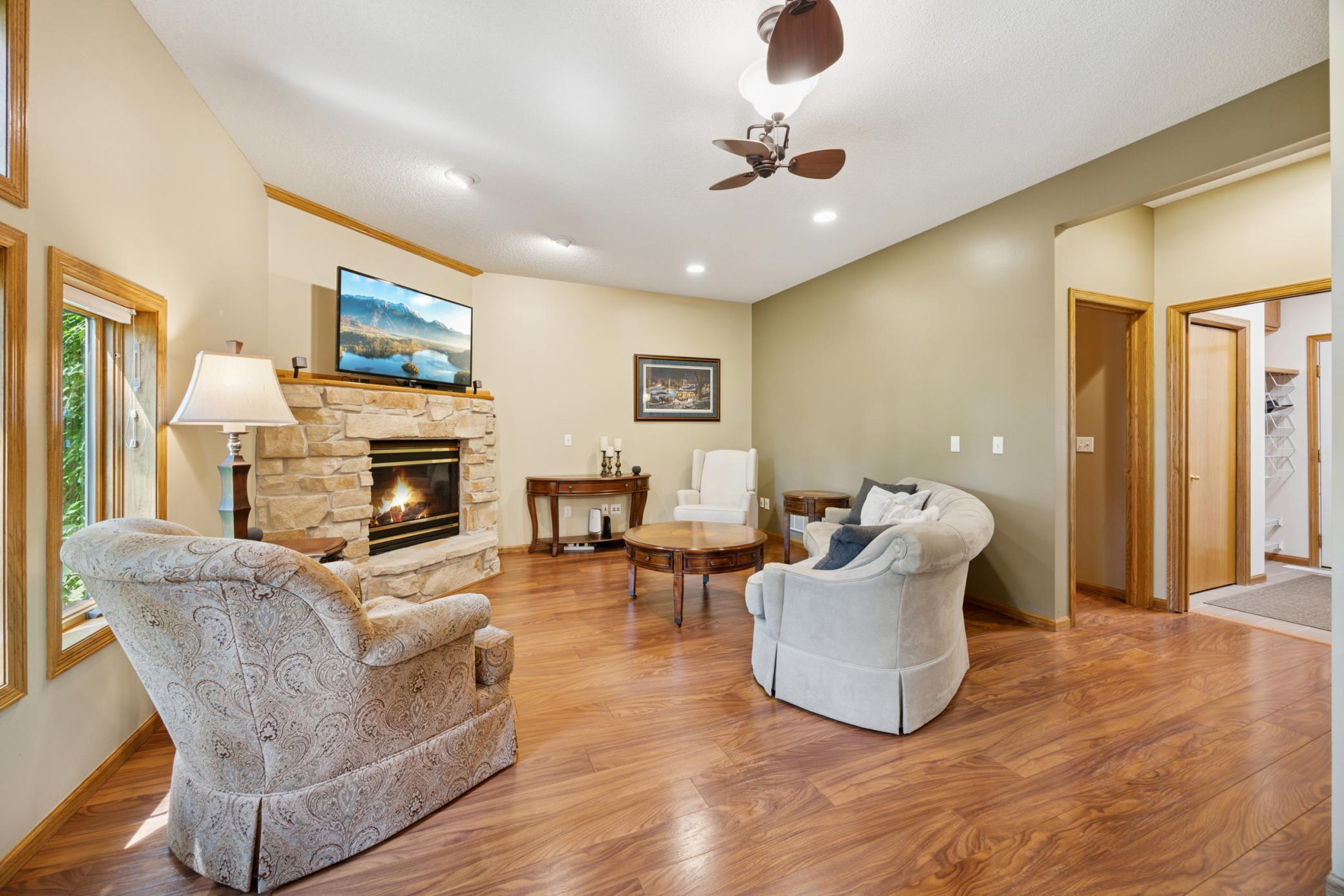 Hudson, Wisconsin, 54016, United States, 5 Bedrooms Bedrooms, ,3 BathroomsBathrooms,Residential,For Sale,1983849