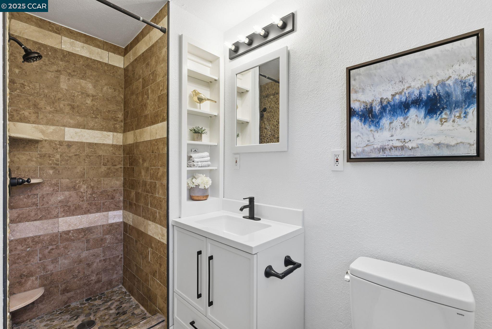 Danville, California, 94526, United States, 5 Bedrooms Bedrooms, ,3 BathroomsBathrooms,Residential,For Sale,1990920