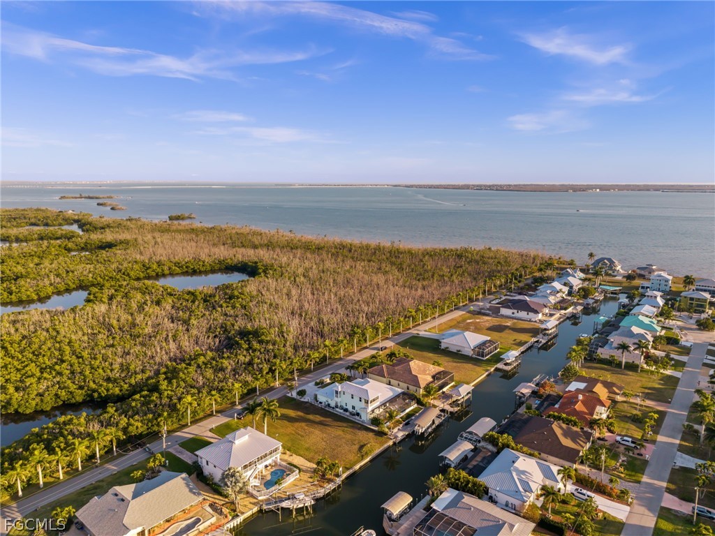 St James City, Florida, 33956, United States, 4 Bedrooms Bedrooms, ,4 BathroomsBathrooms,Residential,For Sale,2018971