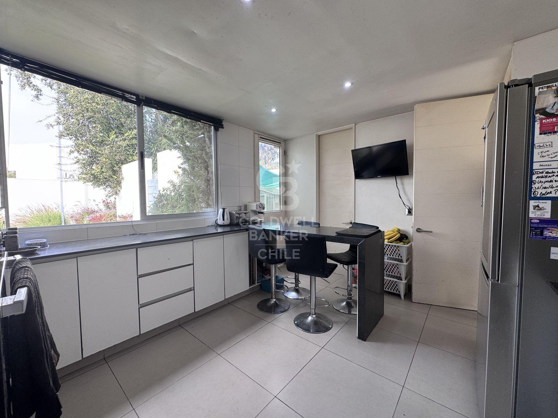 Colina, Chile, 3 Bedrooms Bedrooms, ,3 BathroomsBathrooms,Residential,For Sale,1926491