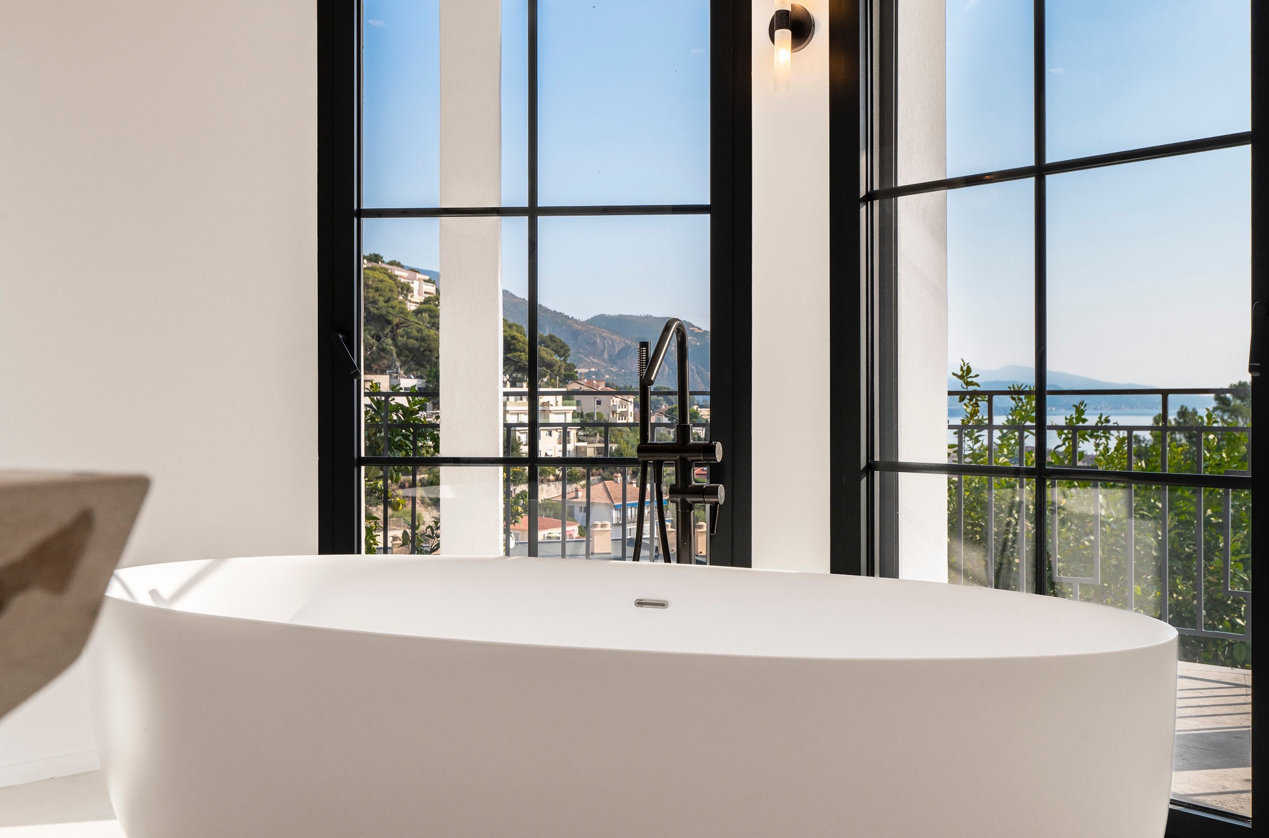 Renovated contemporary villa with pool near Monaco in Roquebrune-Cap-Martin - 物件實景