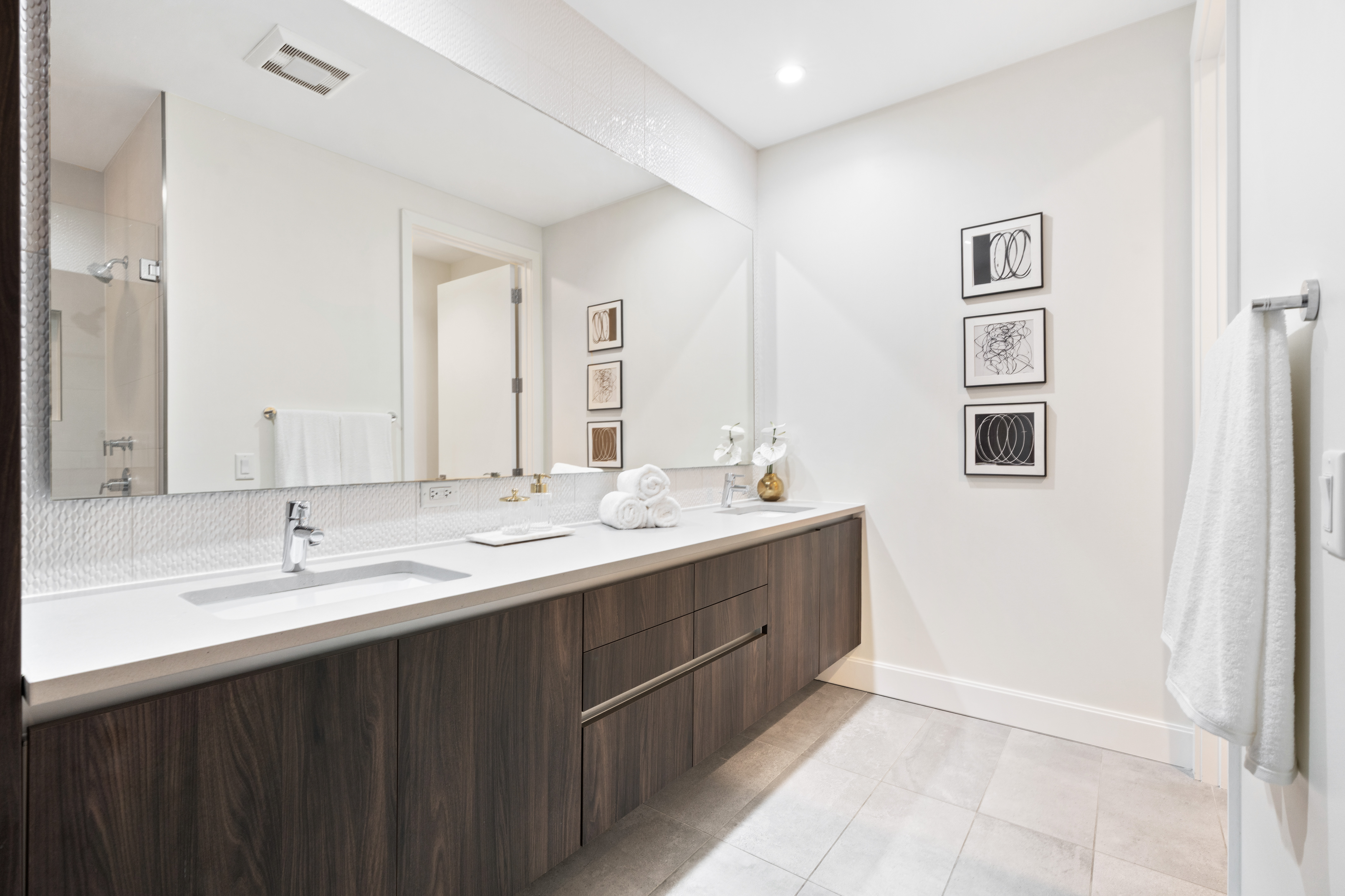  28 N Carpenter Street, Chicago, IL, 60607 - 物件實景