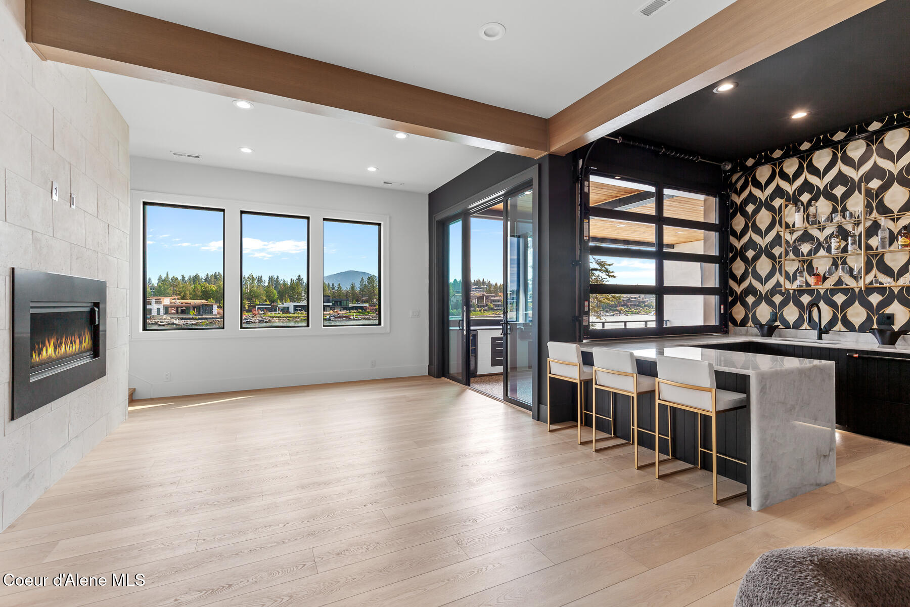 Coeur d'Alene, Idaho, 83814, United States, 5 Bedrooms Bedrooms, ,6 BathroomsBathrooms,Residential,For Sale,1920855