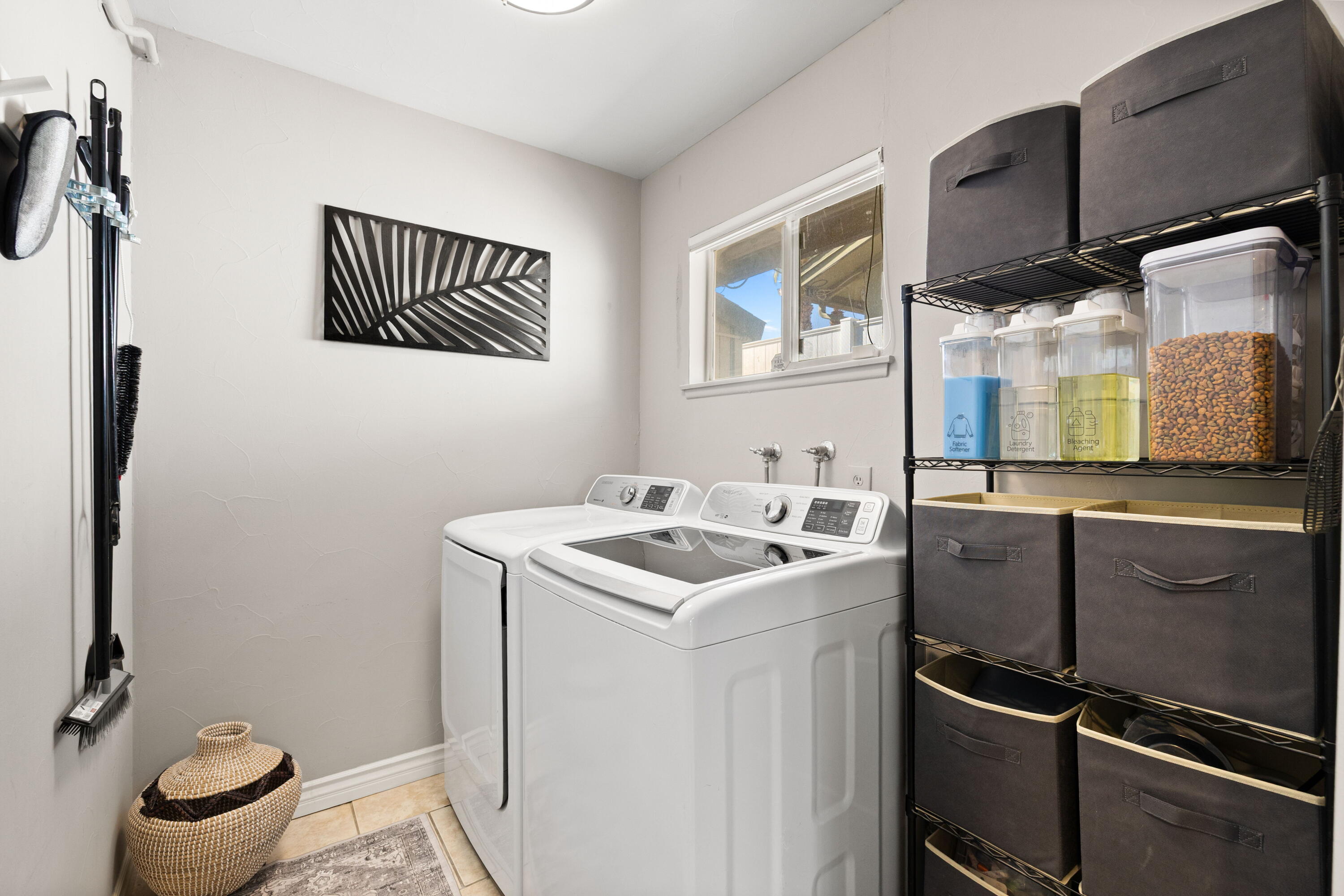 Palm Desert, California, 92211, United States, 3 Bedrooms Bedrooms, ,2 BathroomsBathrooms,Residential,For Sale,1972481