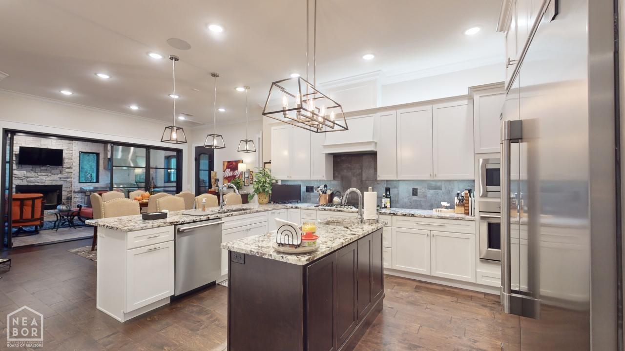 Jonesboro, Arkansas, 72405, United States, 5 Bedrooms Bedrooms, ,5 BathroomsBathrooms,Residential,For Sale,1983308