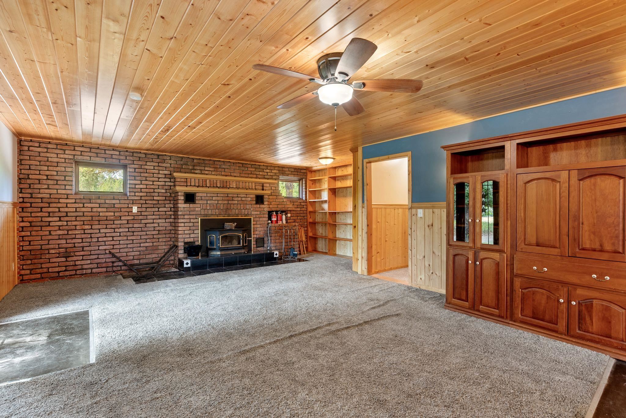 Valley, Washington, 99181, United States, 3 Bedrooms Bedrooms, ,2 BathroomsBathrooms,Residential,For Sale,1901160