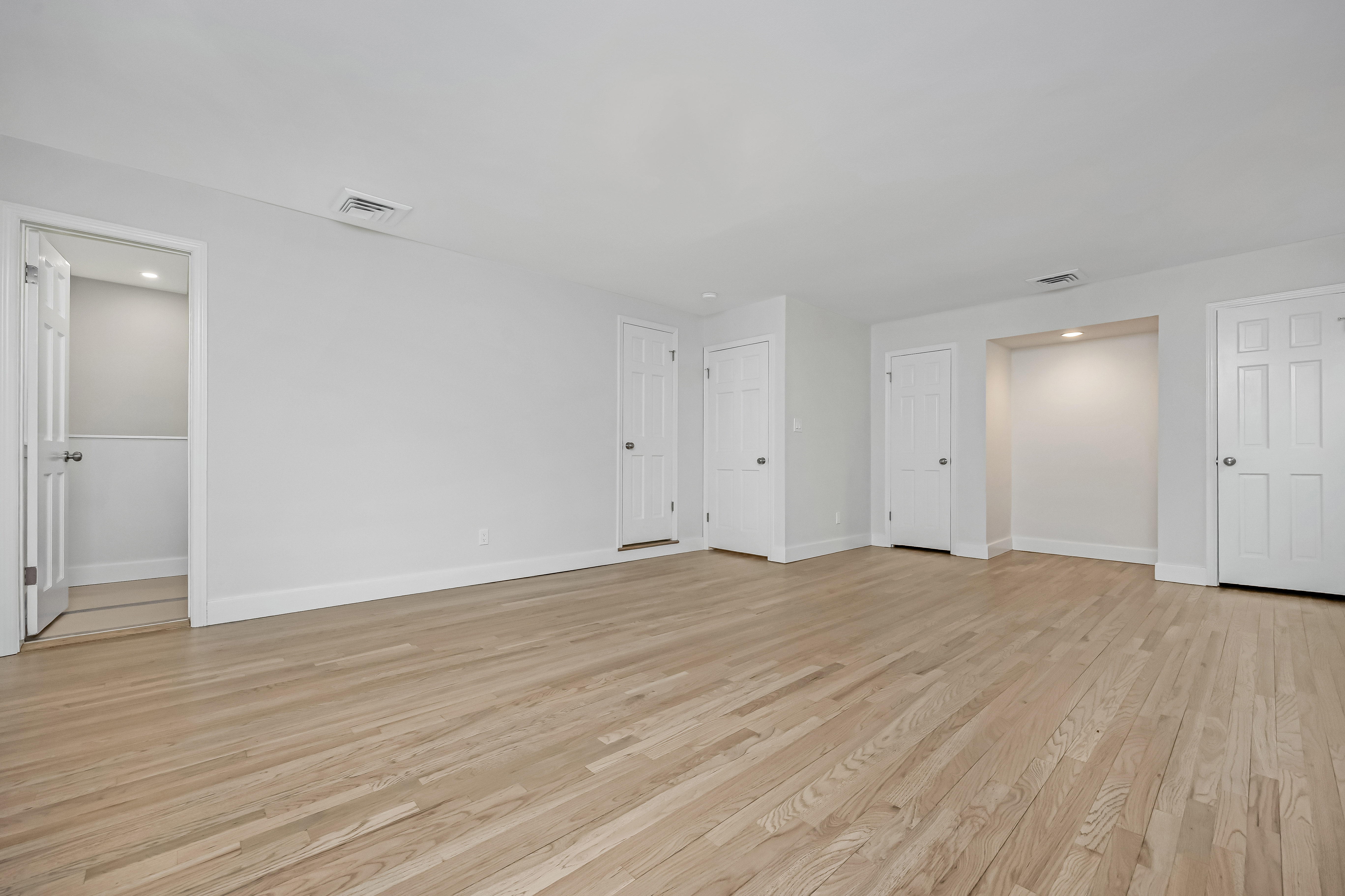 Brookville, New York, 11545, United States, 6 Bedrooms Bedrooms, ,7 BathroomsBathrooms,Residential,For Sale,2010042