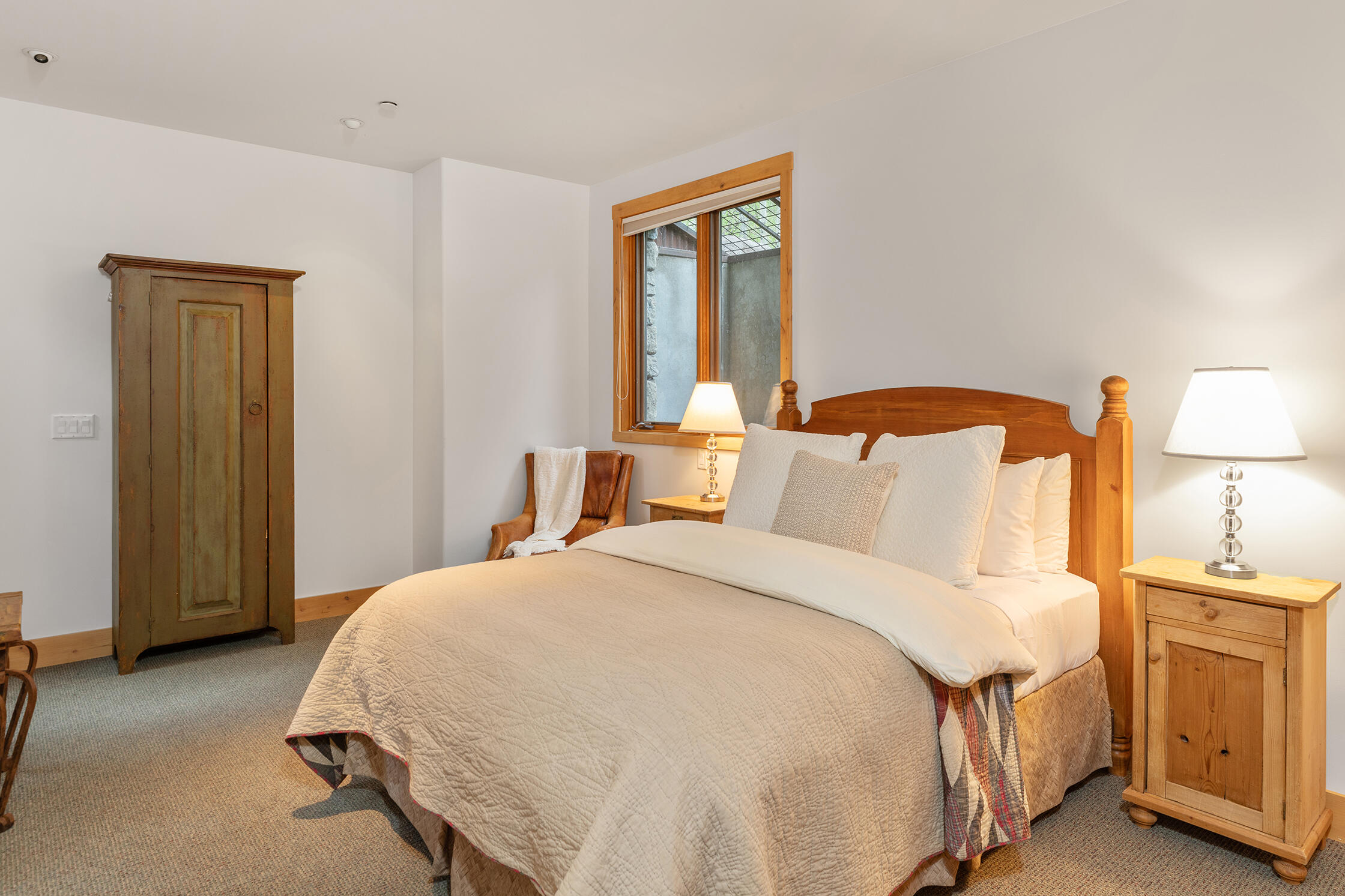 Telluride, Colorado, 81435, United States, 5 Bedrooms Bedrooms, ,5 BathroomsBathrooms,Residential,For Sale,1760504