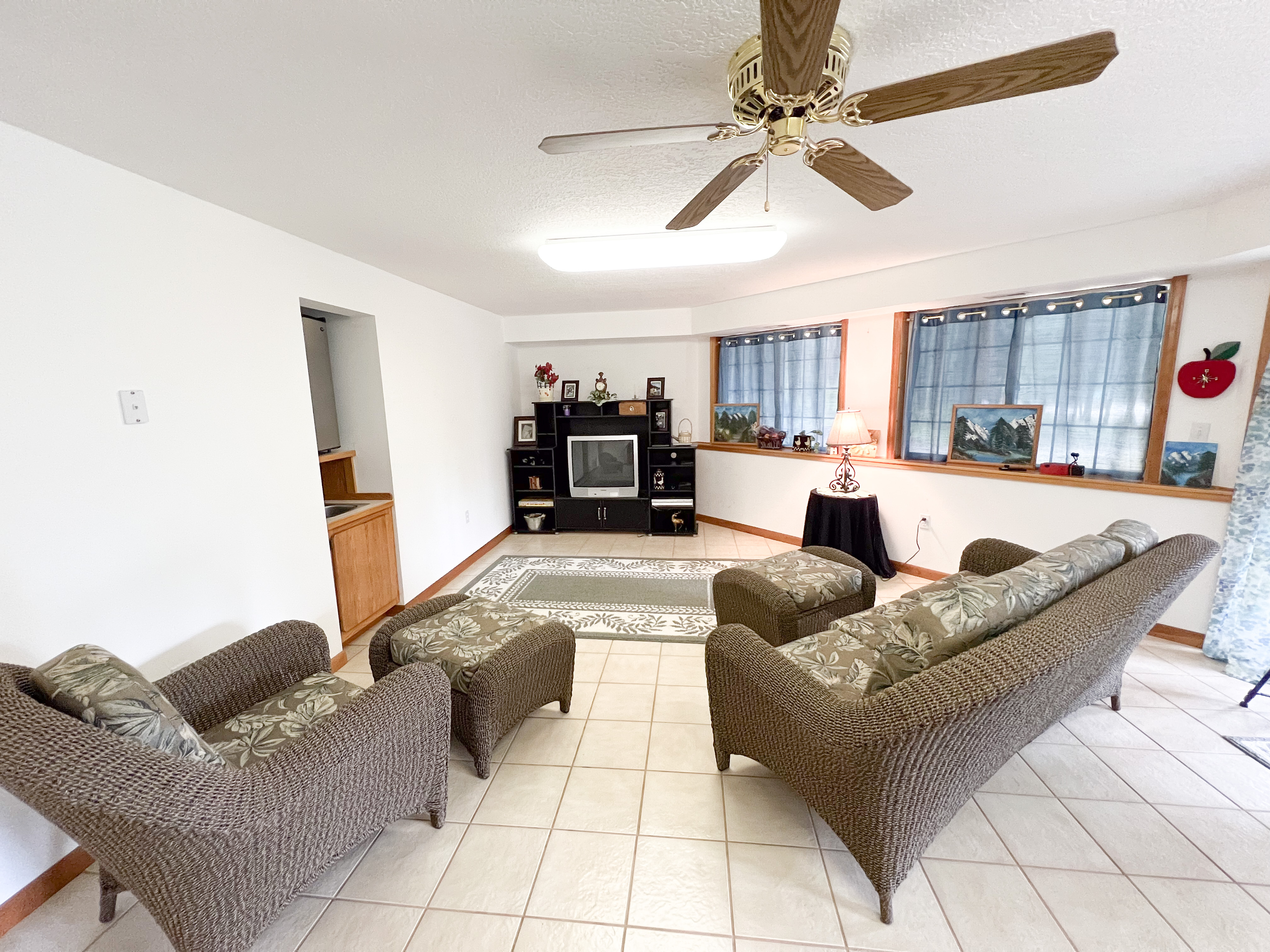 Republic, Washington, 99166, United States, 3 Bedrooms Bedrooms, ,3 BathroomsBathrooms,Residential,For Sale,1976903