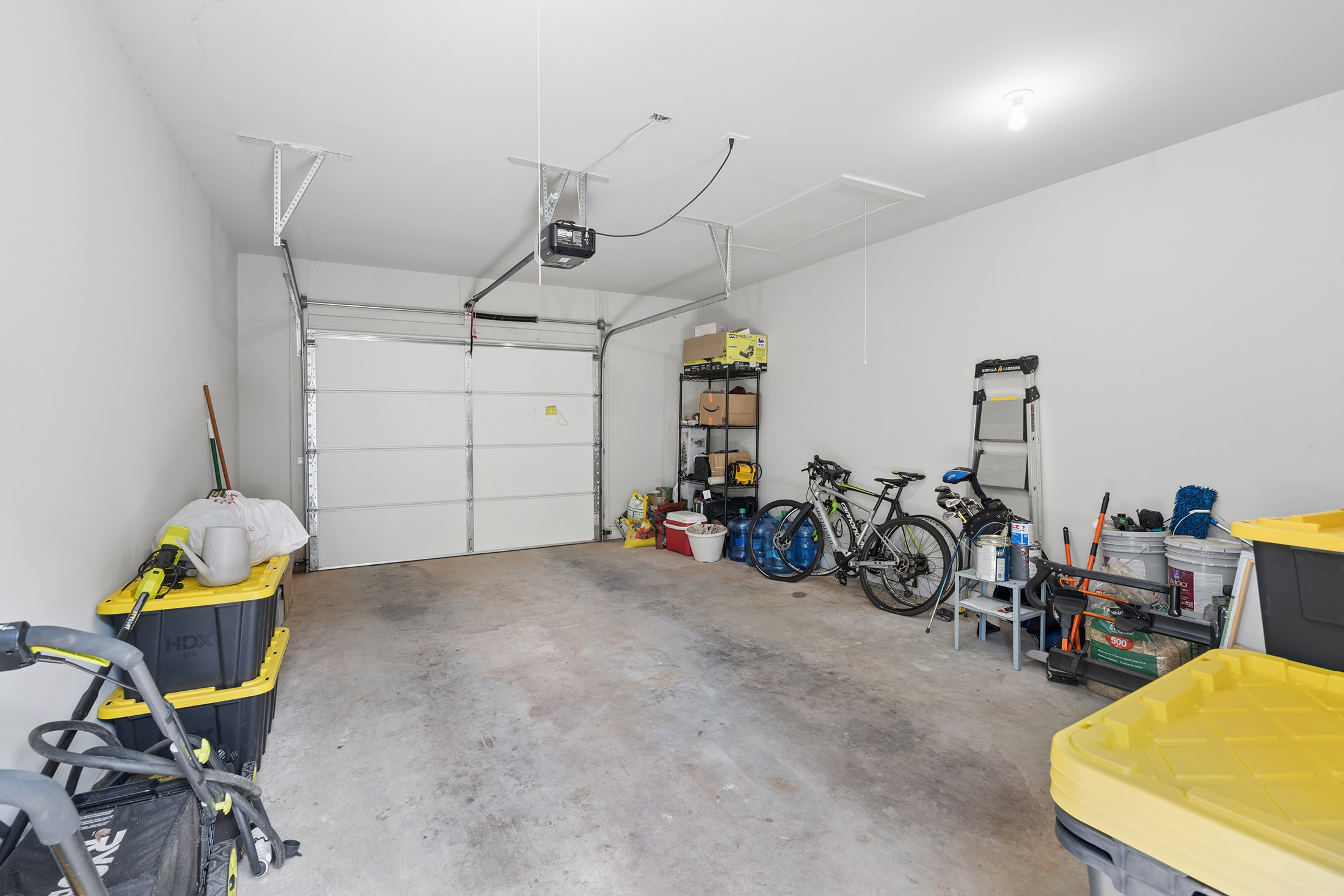  beautifully designed craftsman-style townhome near grant  park - 物件實景