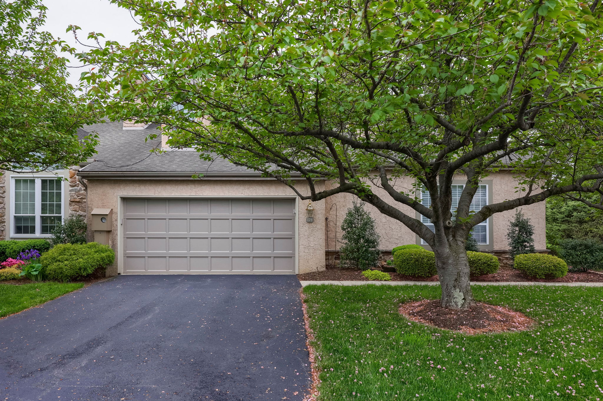  128 Greenview Dr, Lancaster, PA - 物件實景