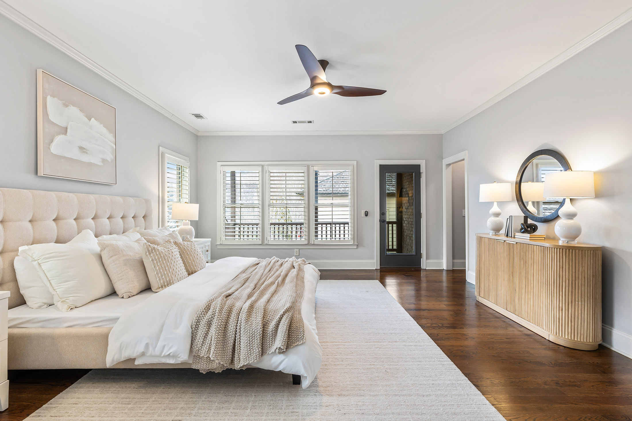  Stylish, Inviting, and Ready For Its Next Chapter - 物件實景