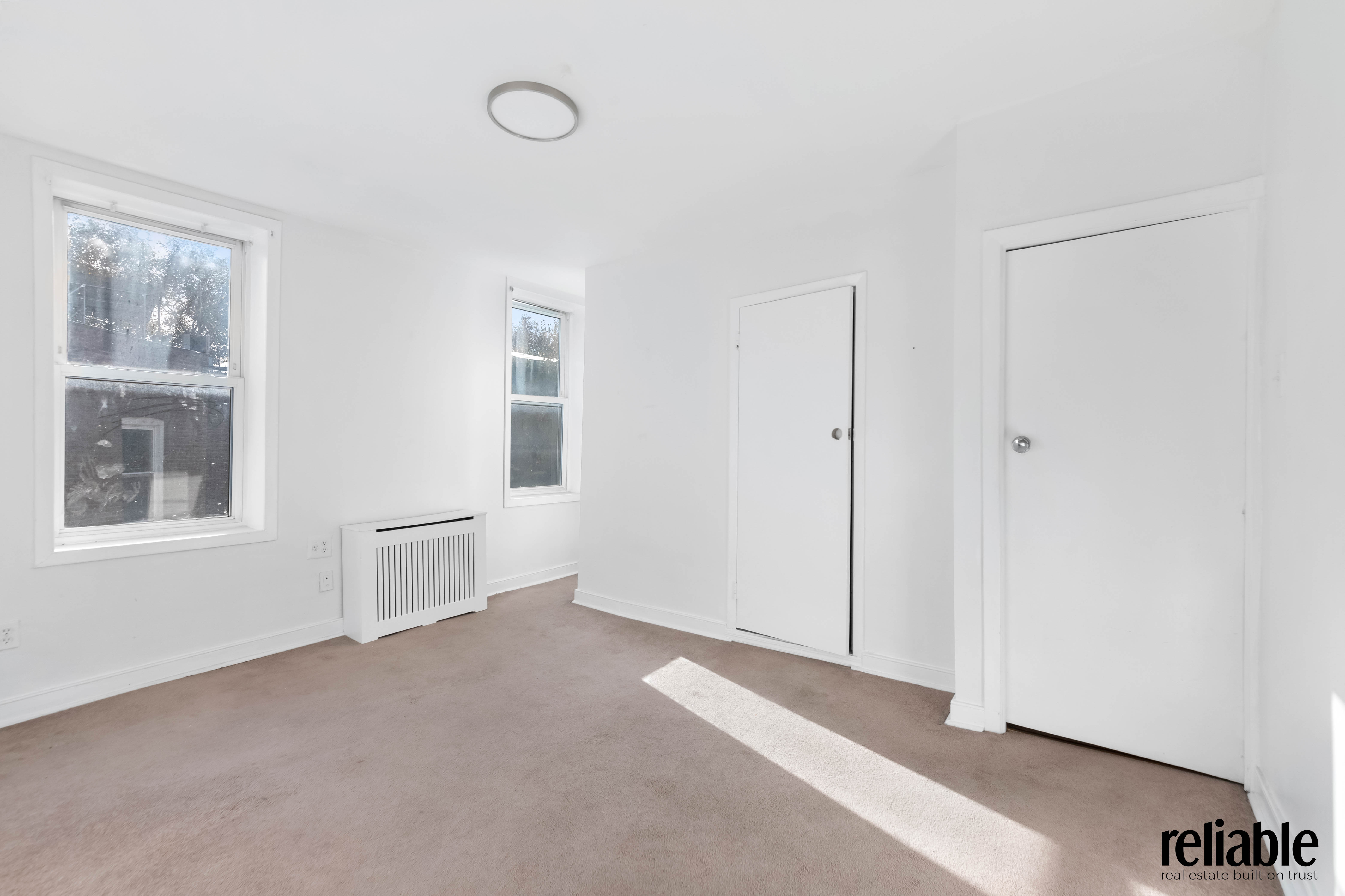 Brooklyn, New York, 11231, United States, 3 Bedrooms Bedrooms, ,2 BathroomsBathrooms,Residential,For Sale,1991738