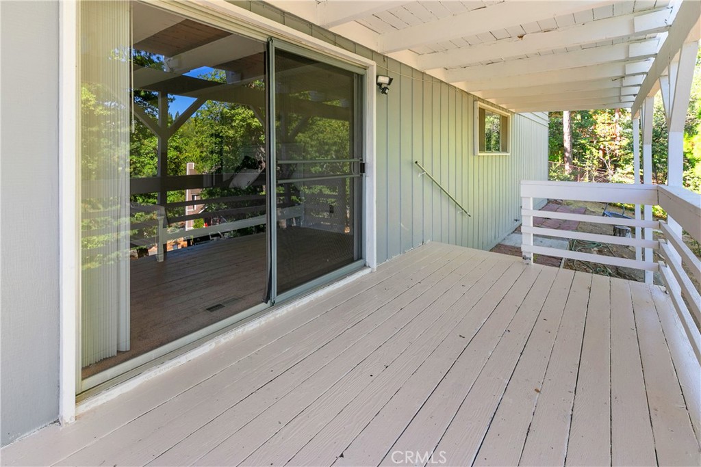 Lake Arrowhead, California, 92352, United States, 4 Bedrooms Bedrooms, ,3 BathroomsBathrooms,Residential,For Sale,2003033