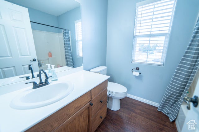 Sandy, Utah, 84070, United States, 3 Bedrooms Bedrooms, ,3 BathroomsBathrooms,Residential,For Sale,1975525