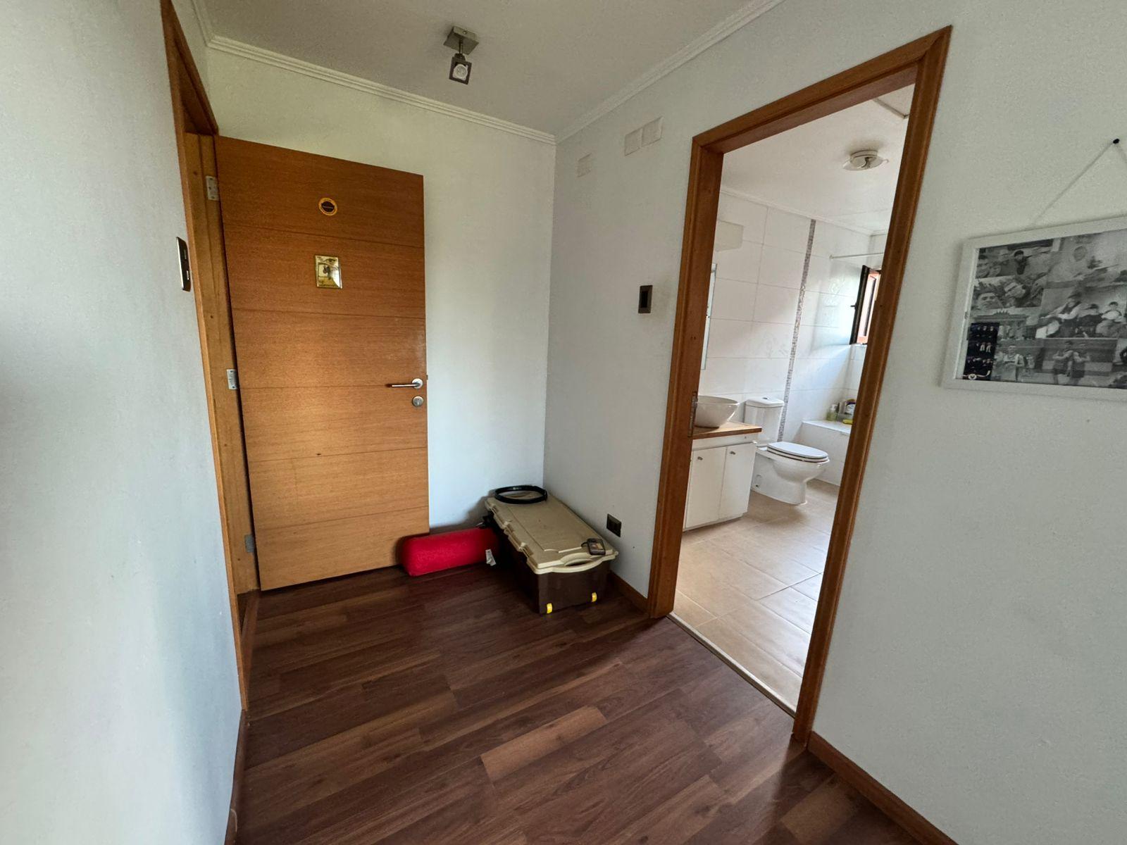 Puerto Varas, Chile, 5 Bedrooms Bedrooms, ,4 BathroomsBathrooms,Residential,For Sale,1927519