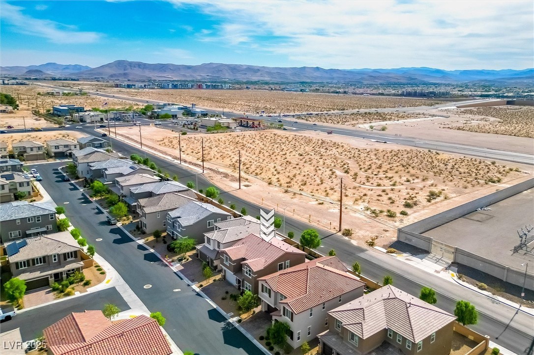 Las Vegas, Nevada, 89183, United States, 4 Bedrooms Bedrooms, ,3 BathroomsBathrooms,Residential,For Sale,1908319