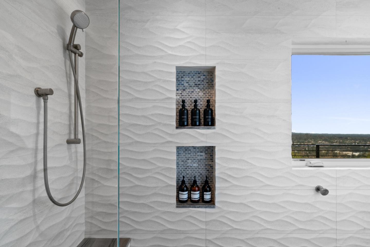 Los Gatos, California, 95030, United States, 5 Bedrooms Bedrooms, ,6 BathroomsBathrooms,Residential,For Sale,1997013