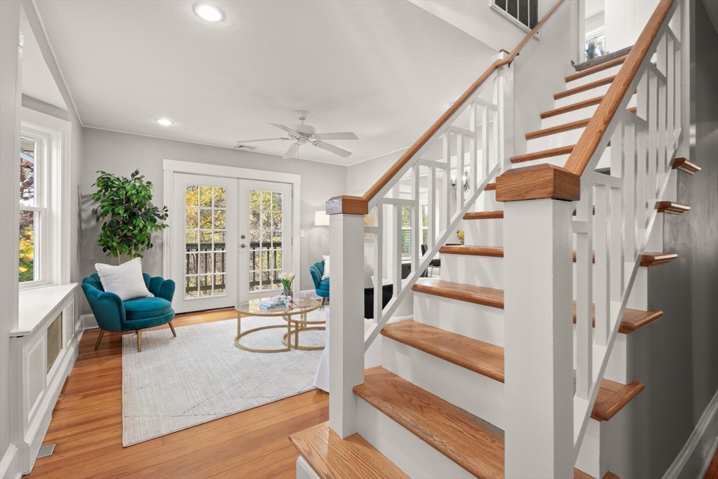 Melrose, Massachusetts, 02176, United States, 3 Bedrooms Bedrooms, ,2 BathroomsBathrooms,Residential,For Sale,1988170