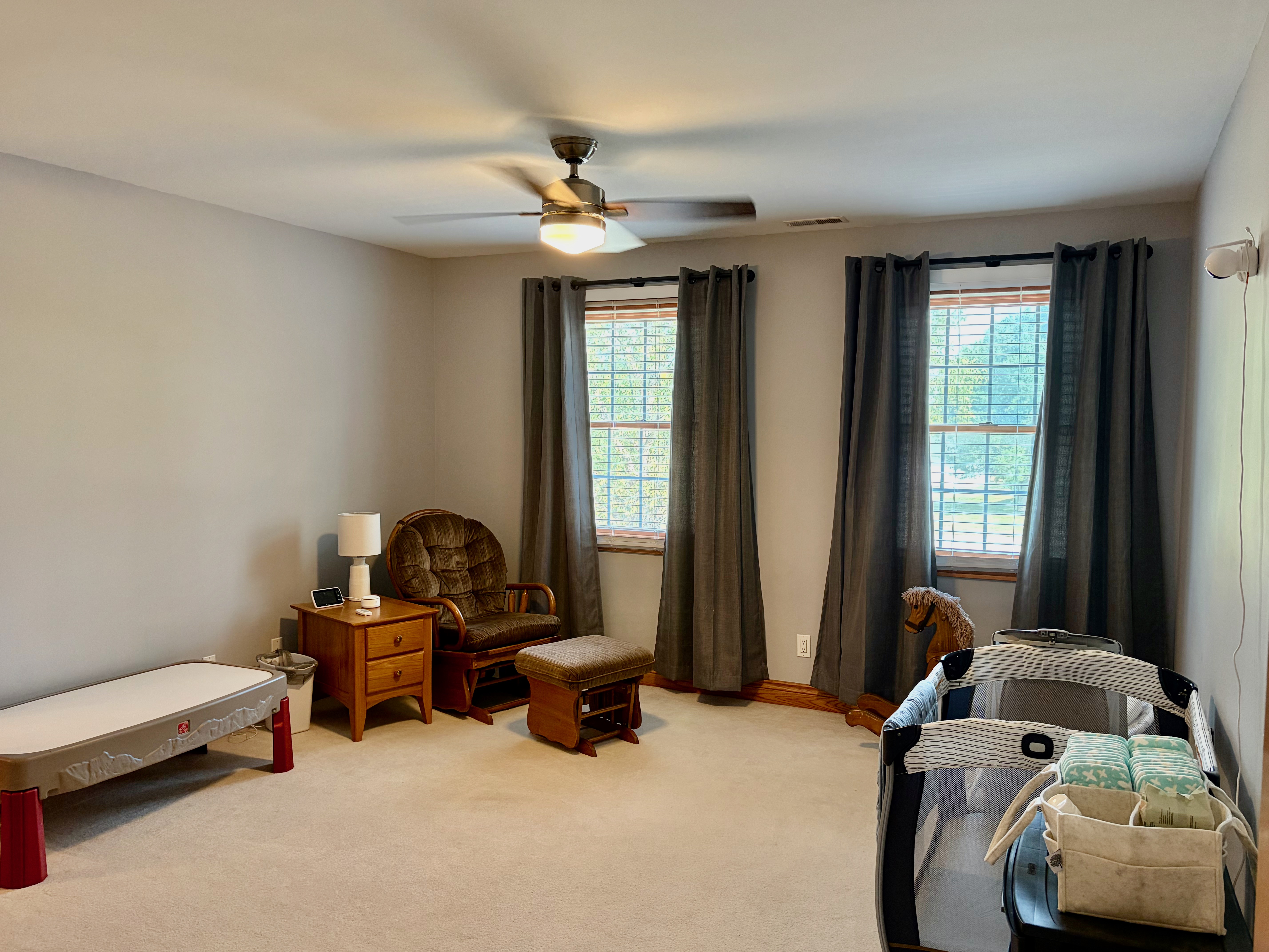 Effingham, Illinois, 62401, United States, 5 Bedrooms Bedrooms, ,5 BathroomsBathrooms,Residential,For Sale,1981428