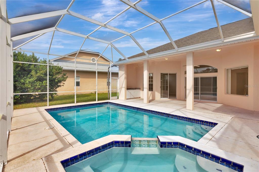 Tarpon Springs, Florida, 34689, United States, 3 Bedrooms Bedrooms, ,2 BathroomsBathrooms,Residential,For Sale,2003461