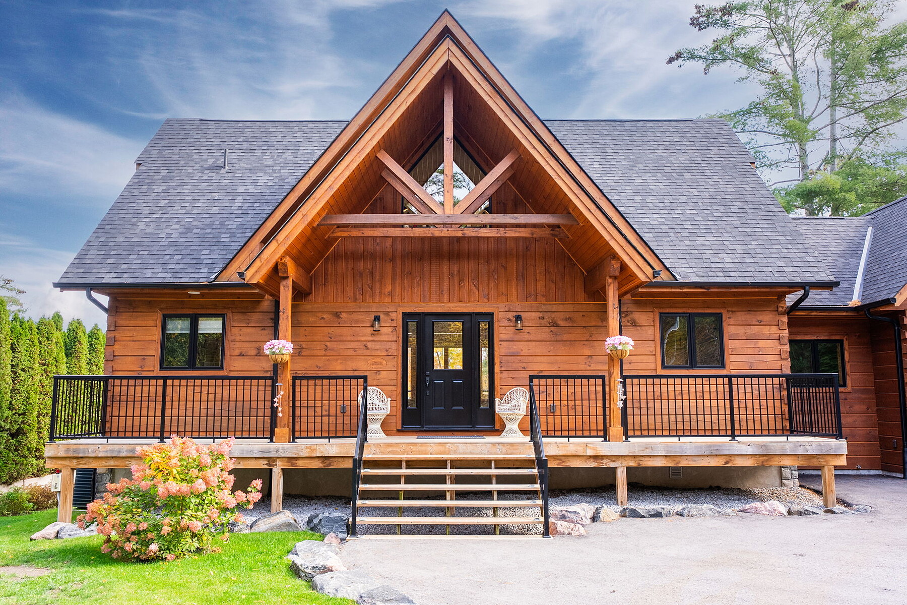  Inviting Waterfront Log Home - 物件實景