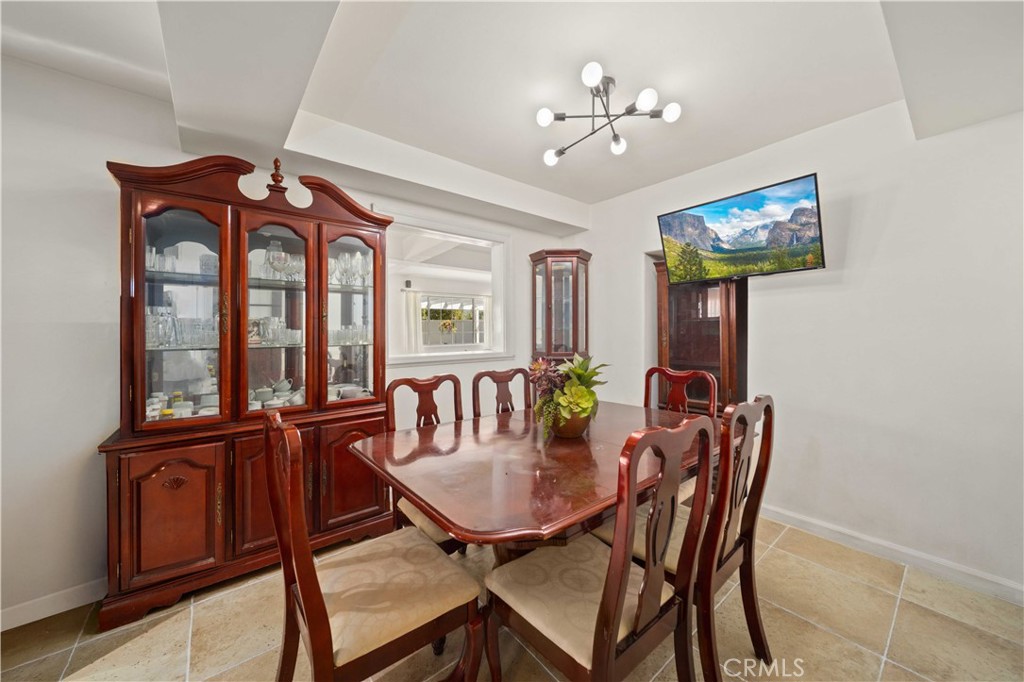 Newhall, California, 91321, United States, 5 Bedrooms Bedrooms, ,4 BathroomsBathrooms,Residential,For Sale,1940368