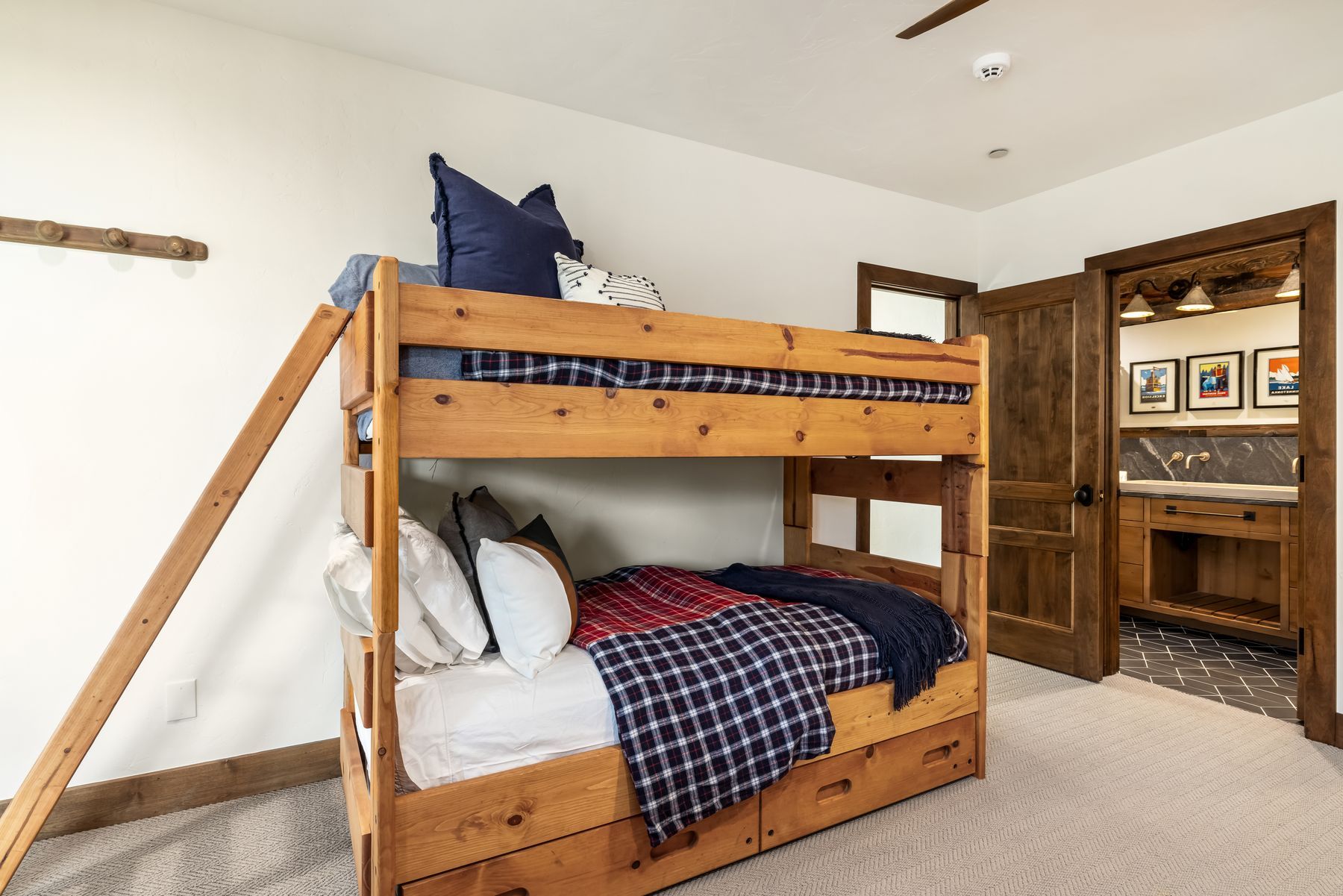  2673 Cortina Lane B, Vail, CO 81657 - 物件實景