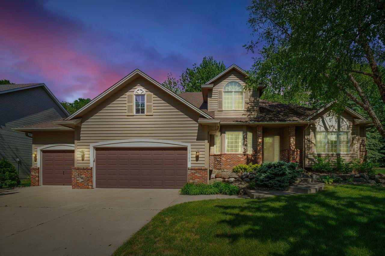 Lakeville, Minnesota, 55044, United States, 4 Bedrooms Bedrooms, ,3 BathroomsBathrooms,Residential,For Sale,1846490