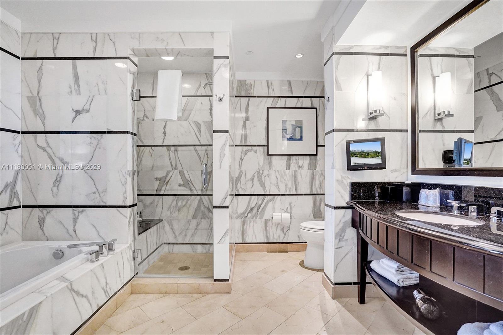 4391 Collins Ave Unit 1016, Miami Beach, Florida, 33140, United States, ,1 BathroomBathrooms,Residential,For Sale,4391 Collins Ave Unit 1016,1620018