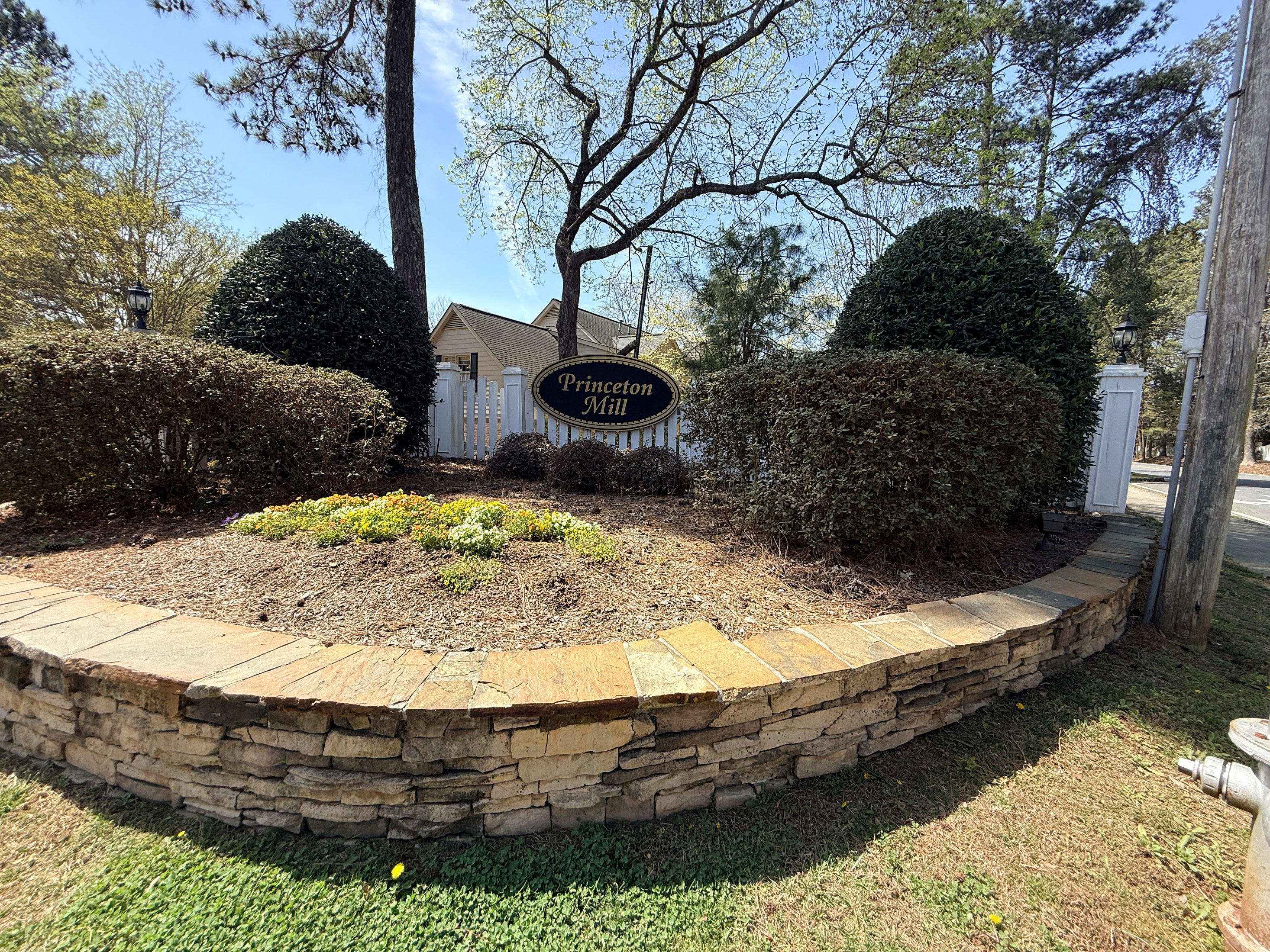  Beautiful Home on Corner Lot in Coveted Princeton Mill Subdivision - 物件實景