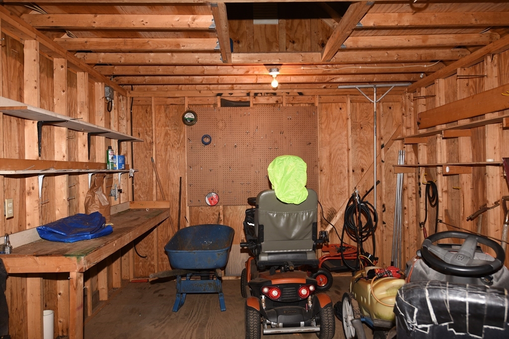 Rockland, Massachusetts, 02370, United States, 3 Bedrooms Bedrooms, ,2 BathroomsBathrooms,Residential,For Sale,1903507