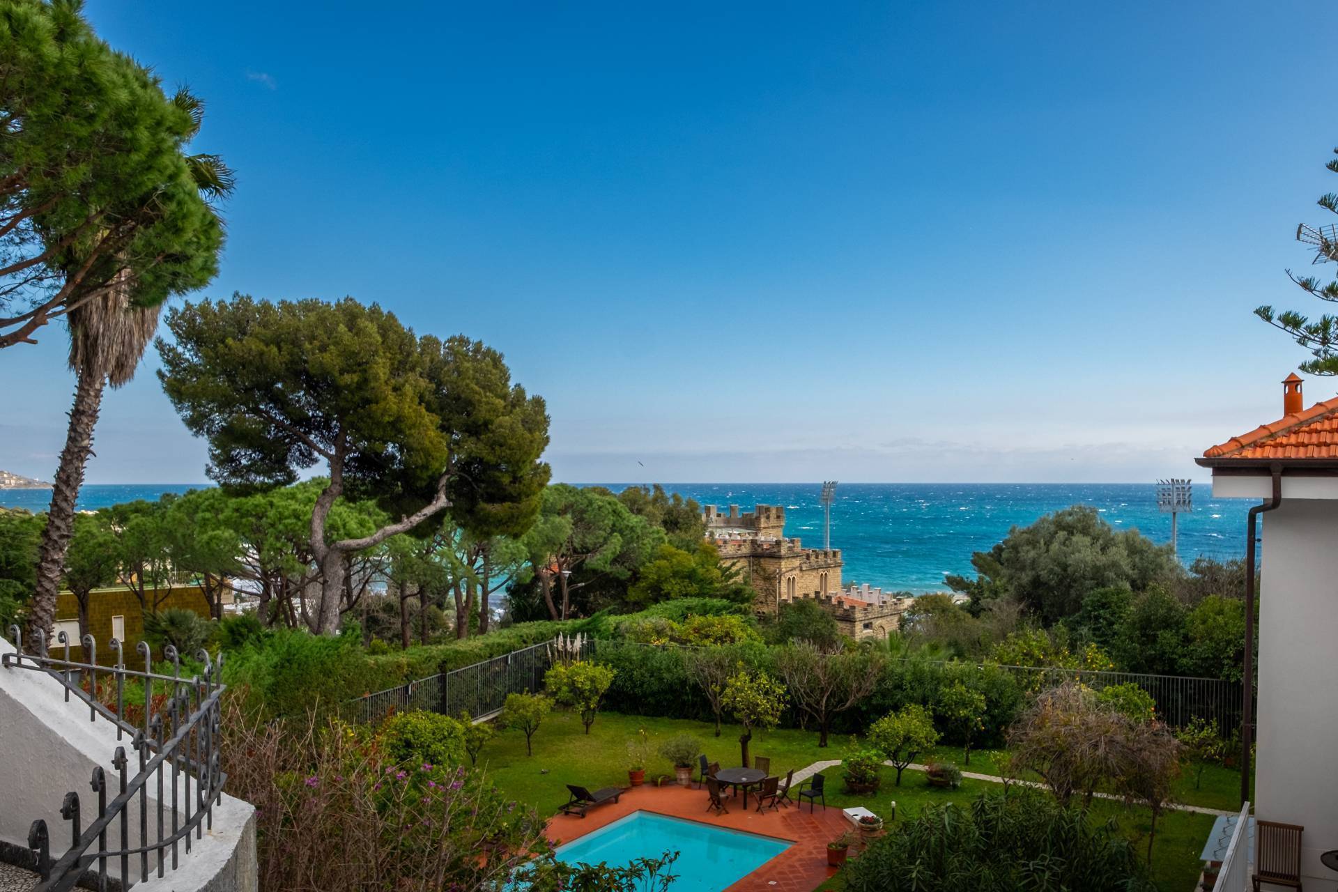 Sanremo, Imperia, 18038, IT, 4 Bedrooms Bedrooms, ,5 BathroomsBathrooms,Residential,For Sale,1796259