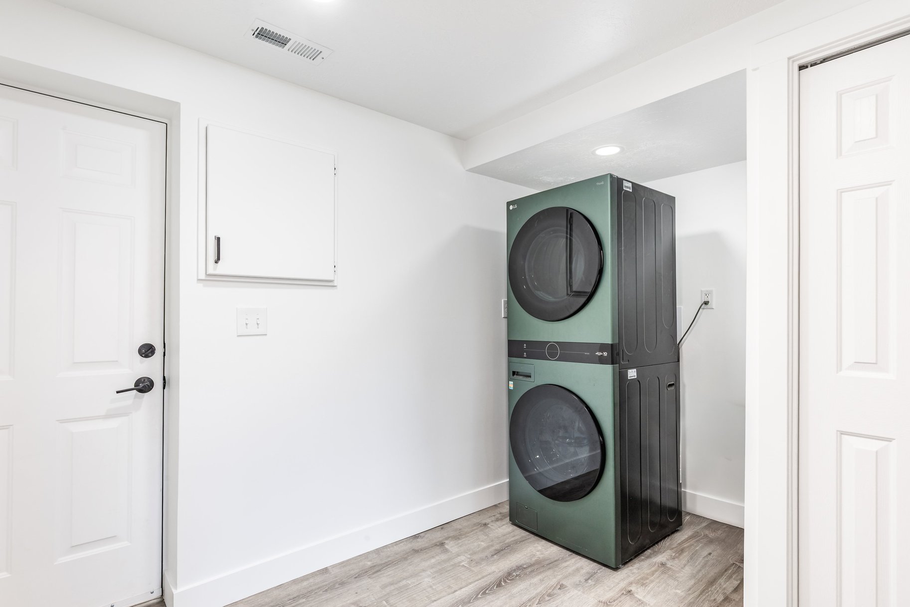  Timeless Split-Entry with Mountain Views - 物件實景