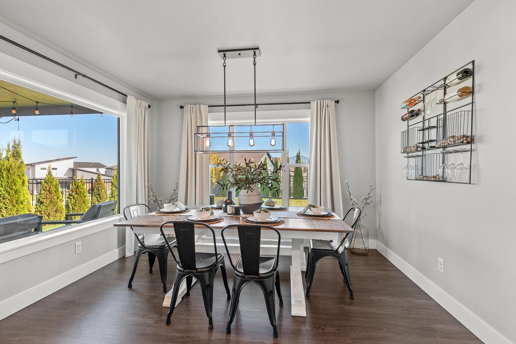 Greenacres, Washington, 99016, United States, 3 Bedrooms Bedrooms, ,2 BathroomsBathrooms,Residential,For Sale,1988561