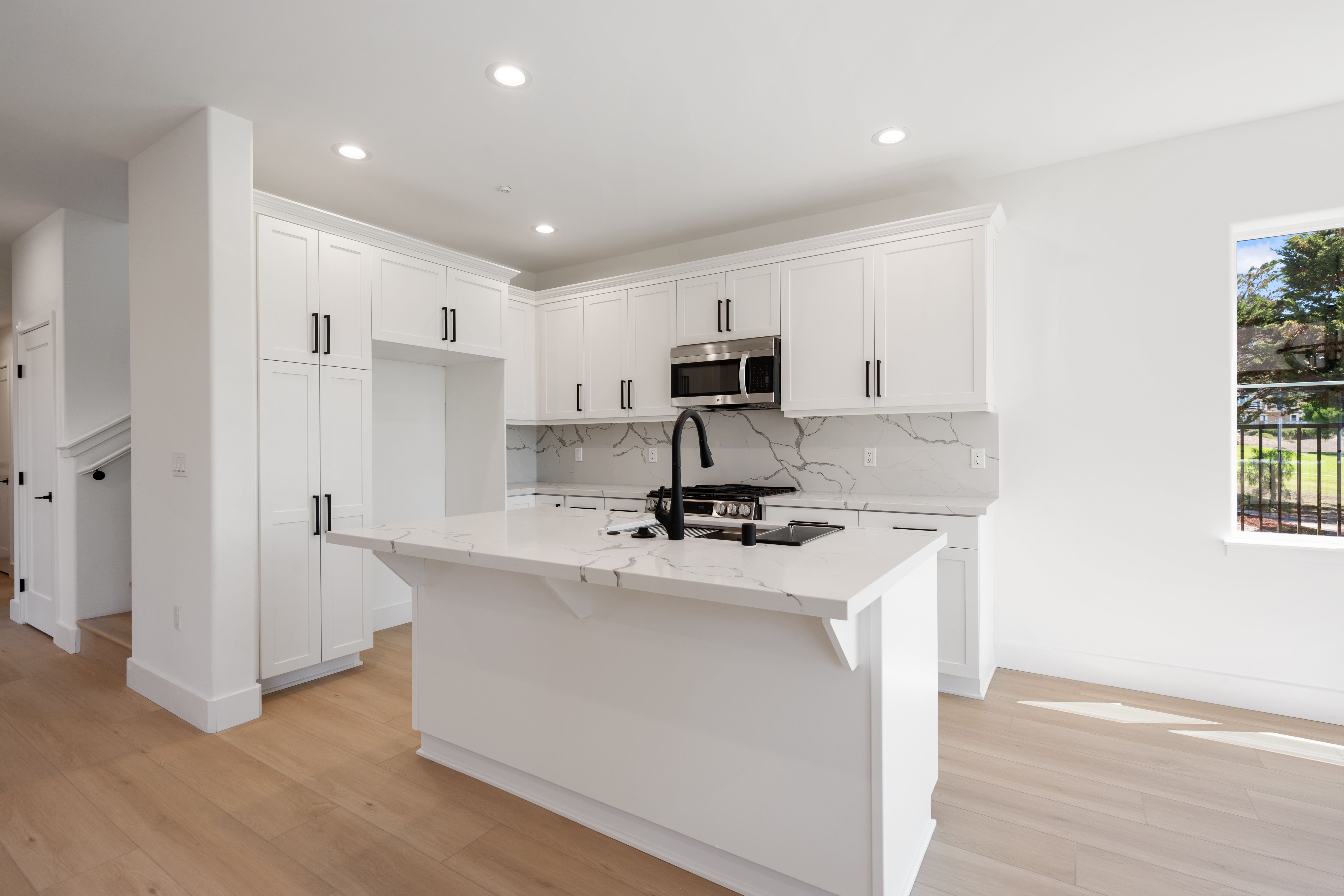  Modern Fairway Living Along the Mission Club - 物件實景