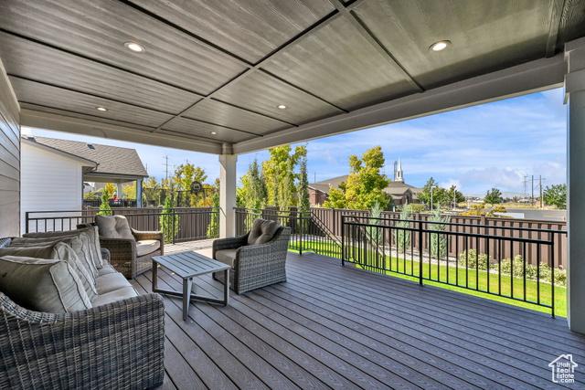 Farmington, Utah, 84025, United States, 5 Bedrooms Bedrooms, ,4 BathroomsBathrooms,Residential,For Sale,1975764