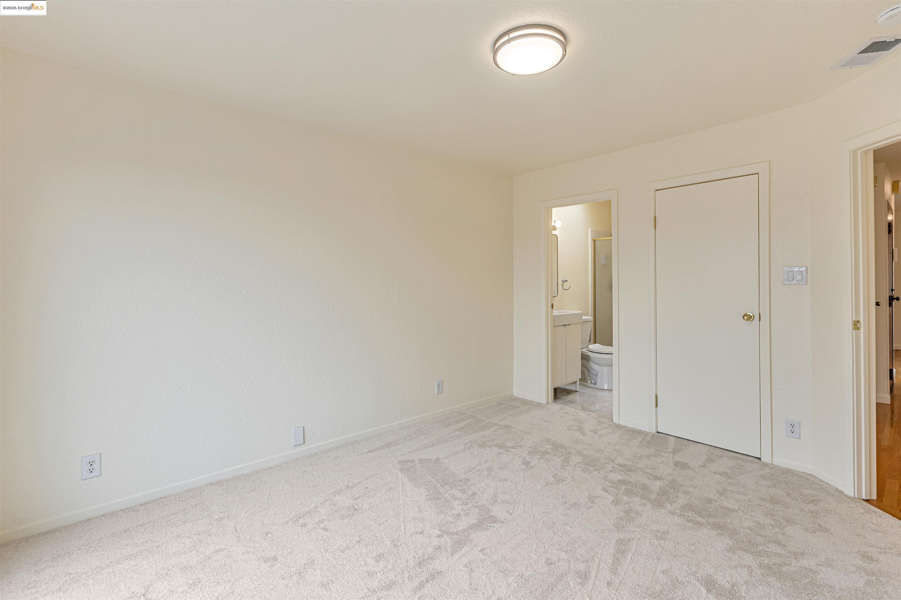 San Francisco, California, 94122, United States, 3 Bedrooms Bedrooms, ,3 BathroomsBathrooms,Residential,For Sale,1949271