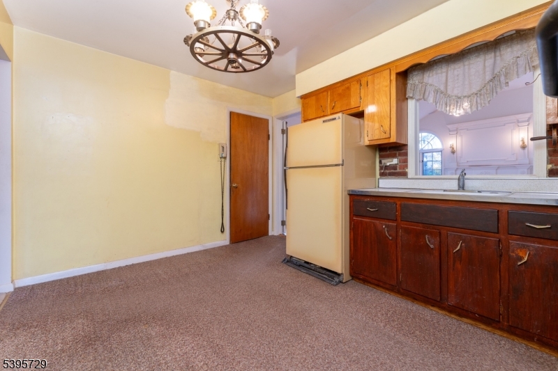 Readington Twp., New Jersey, 08822, United States, 4 Bedrooms Bedrooms, ,2 BathroomsBathrooms,Residential,For Sale,1989694