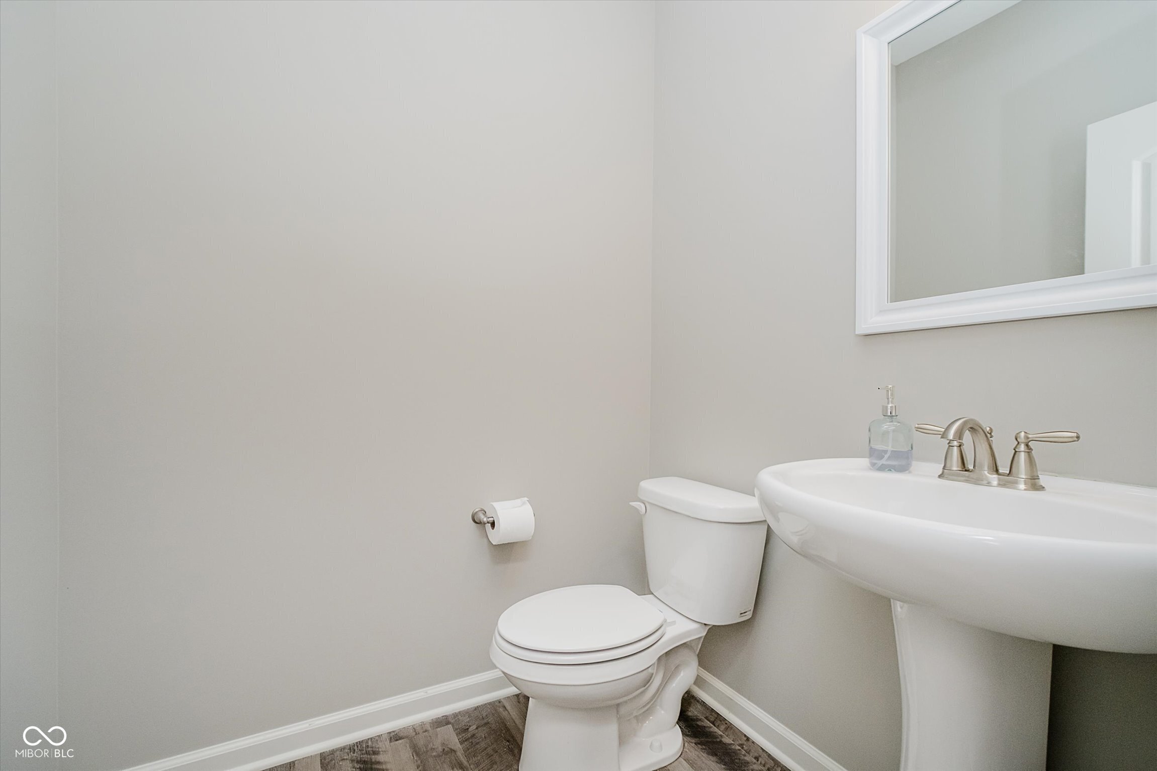 Carmel, Indiana, 46074, United States, 5 Bedrooms Bedrooms, ,3 BathroomsBathrooms,Residential,For Sale,1931245
