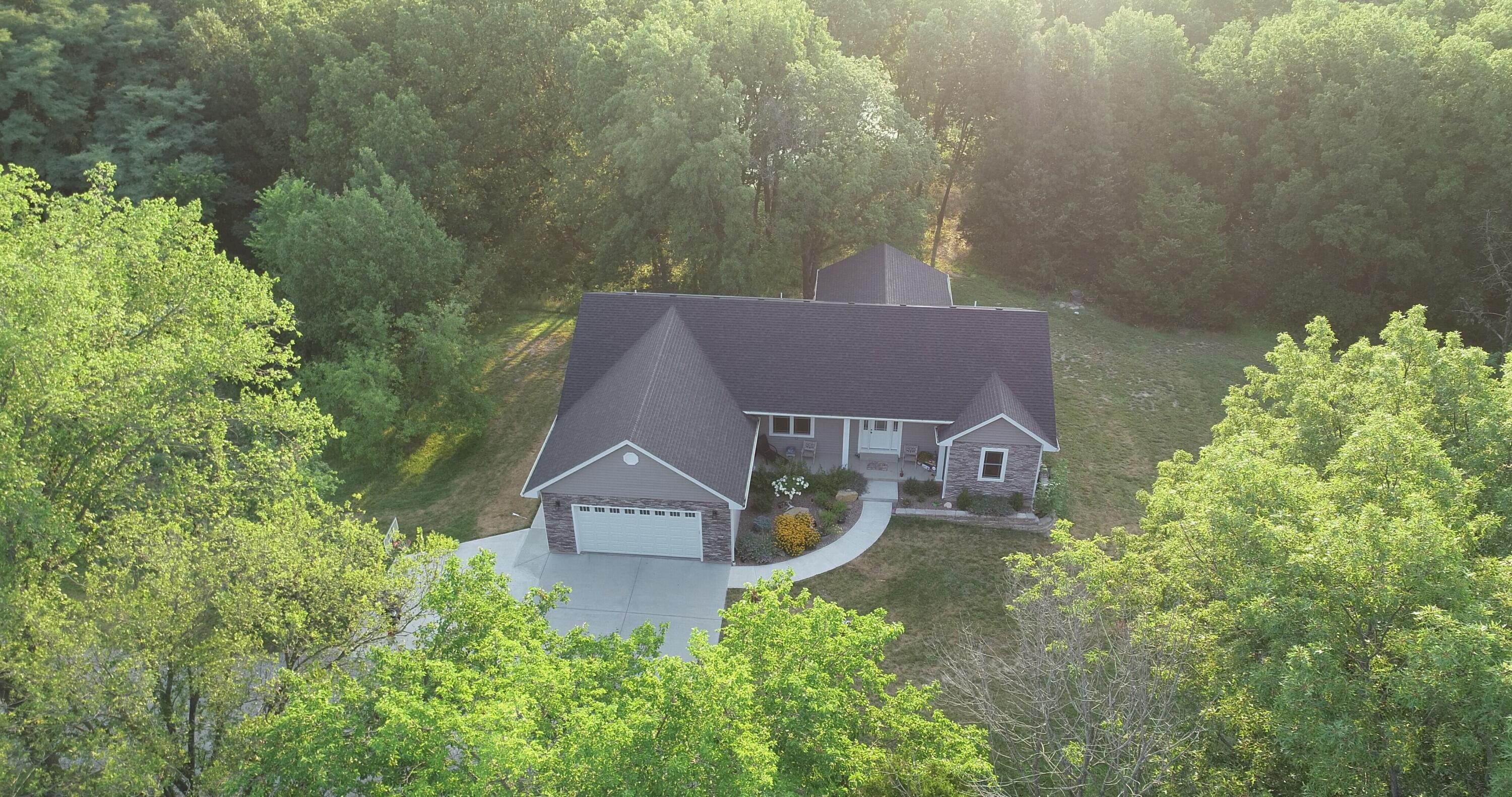 FAYETTE, Missouri, 65248, United States, 4 Bedrooms Bedrooms, ,3 BathroomsBathrooms,Residential,For Sale,1977383