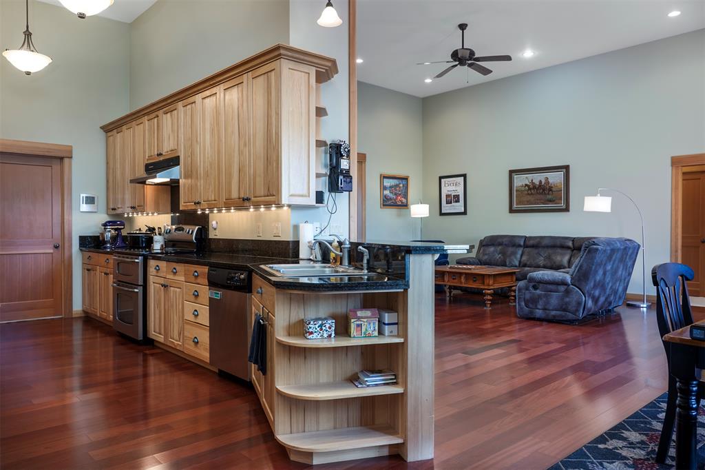 Polson, Montana, 59860, United States, 4 Bedrooms Bedrooms, ,4 BathroomsBathrooms,Residential,For Sale,1930633