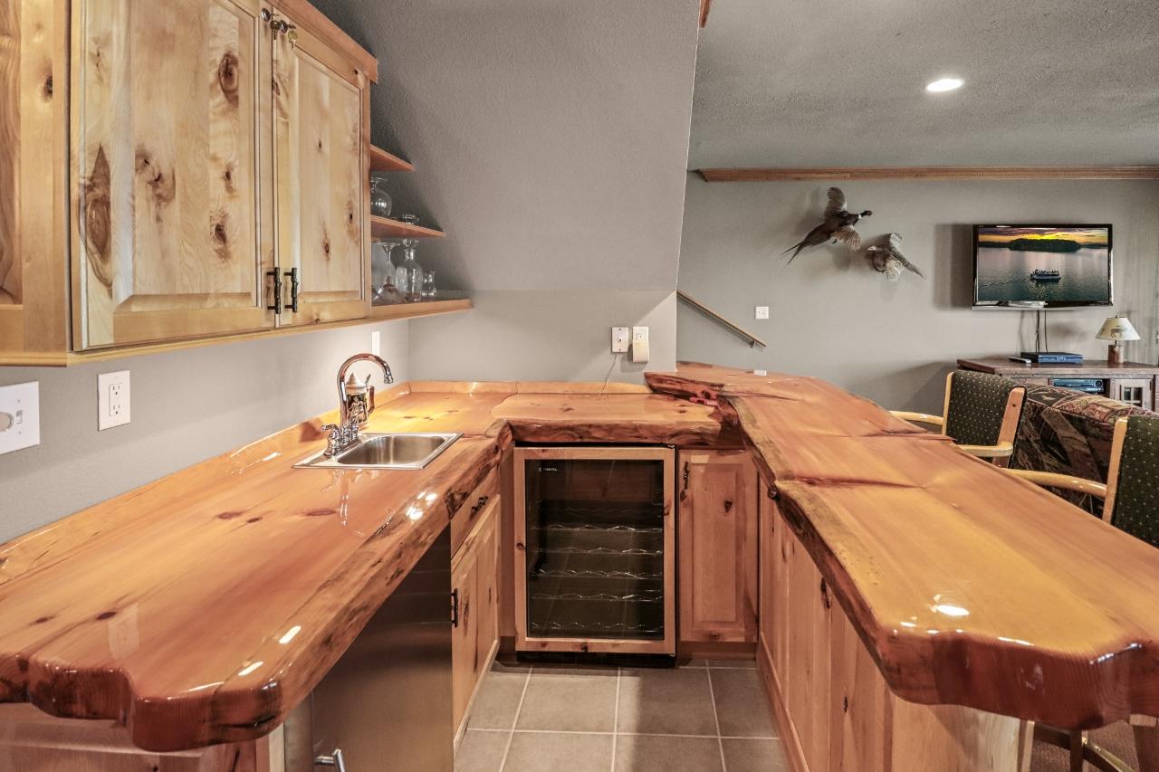 Phelps, Wisconsin, 54554, United States, 5 Bedrooms Bedrooms, ,3 BathroomsBathrooms,Residential,For Sale,1825799
