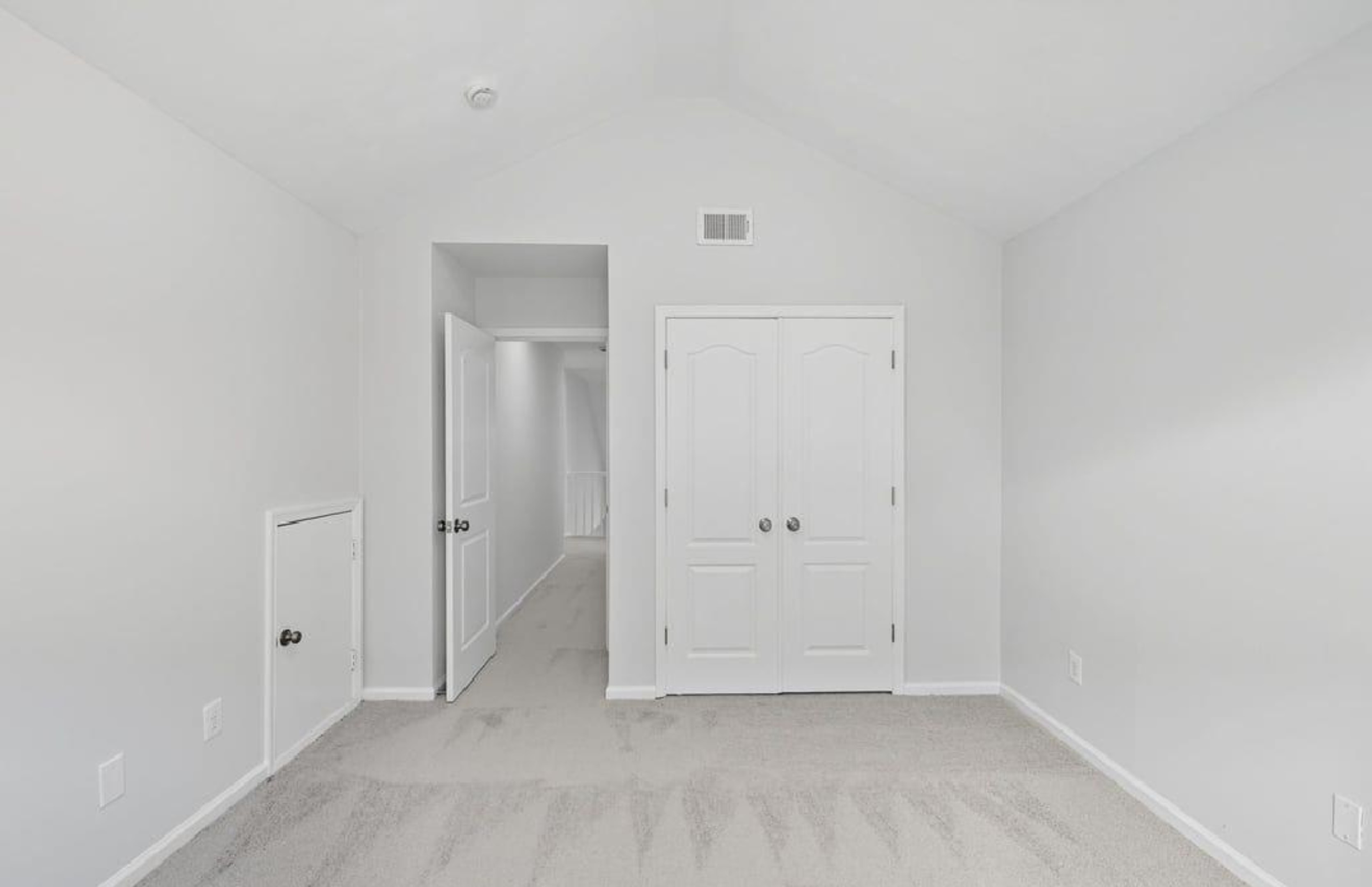 Virginia Beach, Virginia, 23456, United States, 4 Bedrooms Bedrooms, ,3 BathroomsBathrooms,Residential,For Sale,1974516