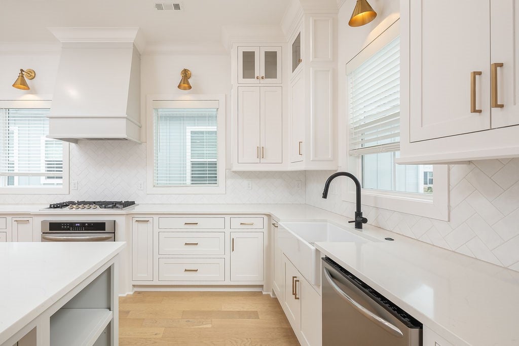 Springdale, Arkansas, 72762, United States, 3 Bedrooms Bedrooms, ,3 BathroomsBathrooms,Residential,For Sale,2001848