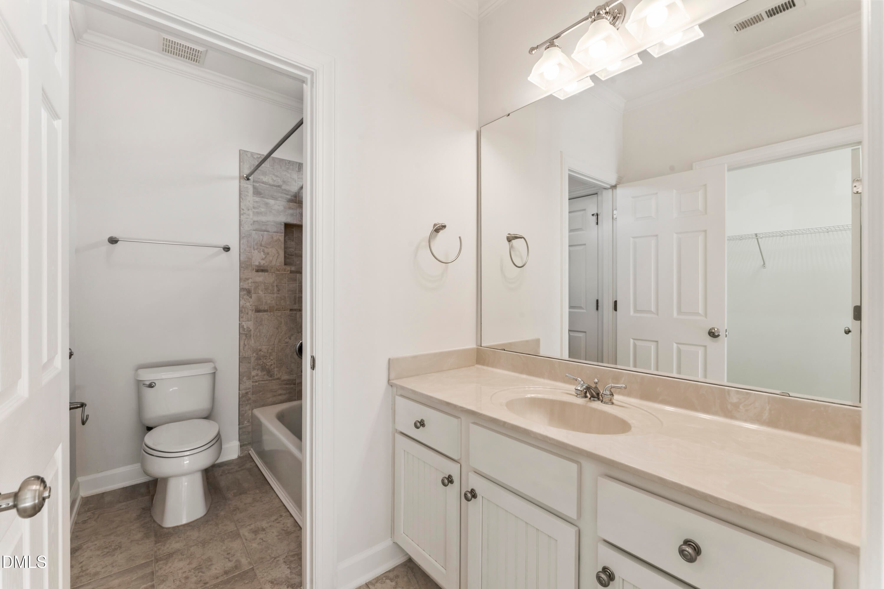 Cary, North Carolina, 27519, United States, 5 Bedrooms Bedrooms, ,5 BathroomsBathrooms,Residential,For Sale,1994817