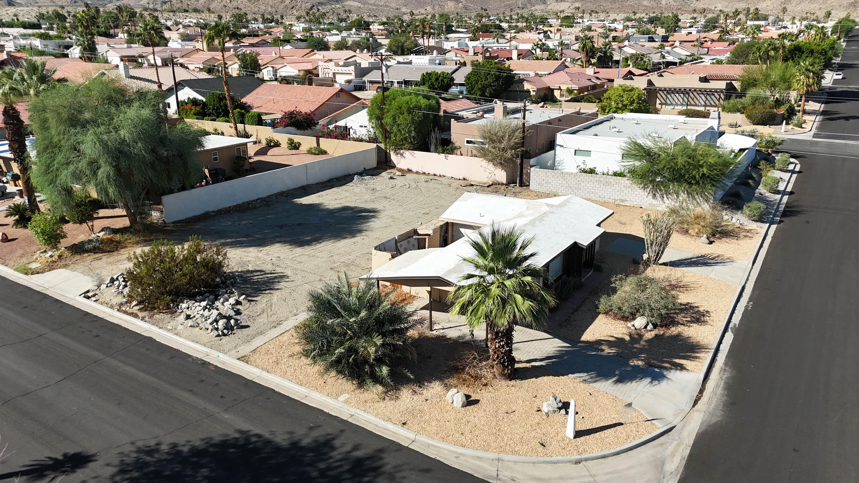 La Quinta, California, 92253, United States, 2 Bedrooms Bedrooms, ,1 BathroomBathrooms,Residential,For Sale,1961693