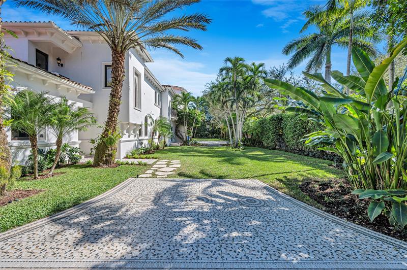 Miami, Florida, 33143, United States, 8 Bedrooms Bedrooms, ,10 BathroomsBathrooms,Residential,For Sale,1989350